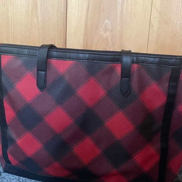 Victoria Secret Limited Edition Red Black Plaid Tote NWOT - Picture 3 of 4